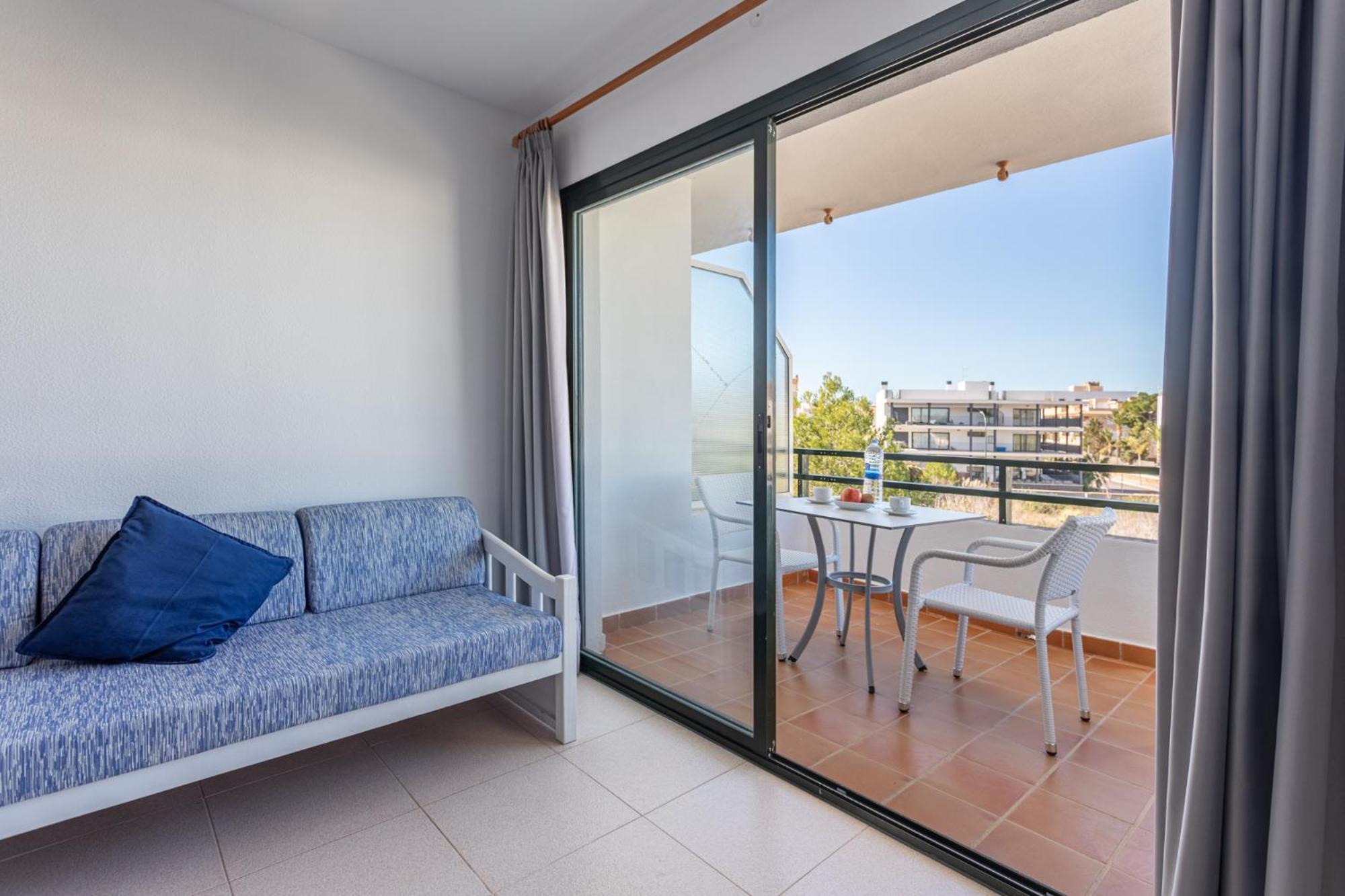 Apartamentos Es Dolc Colonia de Sant Jordi Ngoại thất bức ảnh